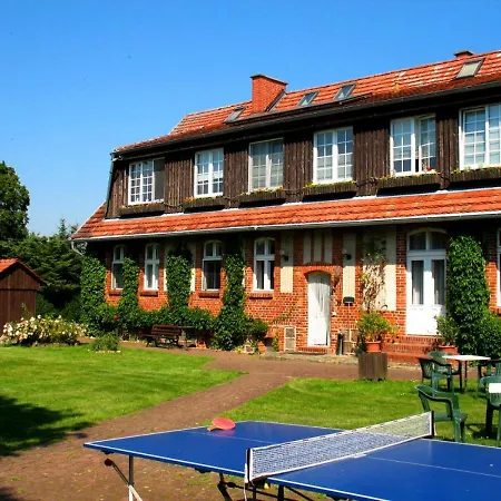 Gospodarstwo Agroturystyczne Stara Szkola Gorawino -alte Schule Gerfin Bobolice (Koszalin)